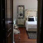 Paradise 4*